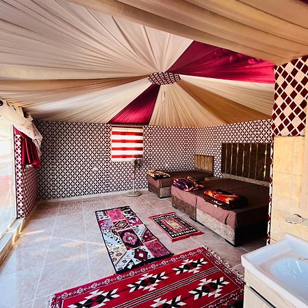 Wadi Rum Camp Stars & Jeep Tour Otel Dış mekan fotoğraf