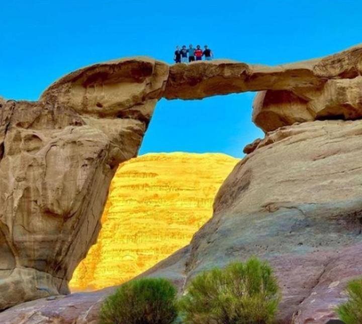 Wadi Rum Camp Stars & Jeep Tour Otel Dış mekan fotoğraf