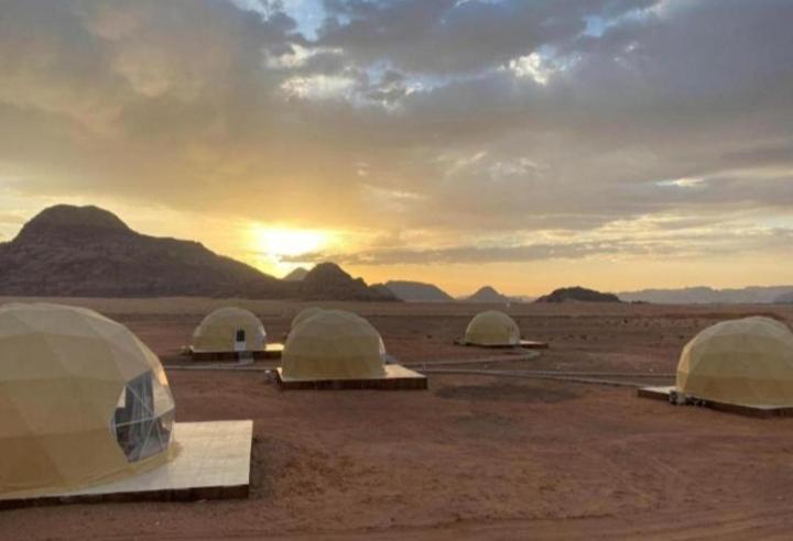 Wadi Rum Camp Stars & Jeep Tour Otel Dış mekan fotoğraf